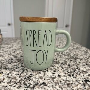 Rae Dunn Mint Mug with Wooden Lid
